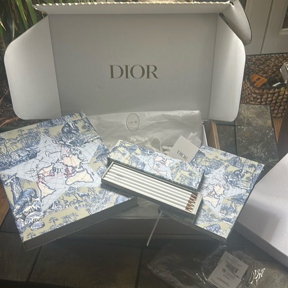 DIOR Stationary Set with Shipping Box - NEW - Picture 1 of 11